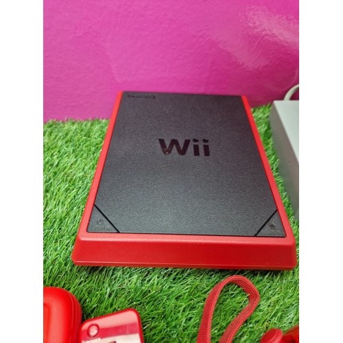 Nintendo Wii Mini Roja completa