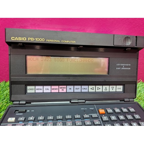 Calculadora Casio PB-1000 con manual