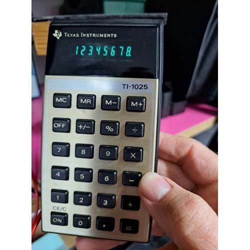 Calculadora Texas Instruments TI-1025