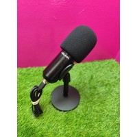 Microfono de Condensador Neuma NCM-10 con pie